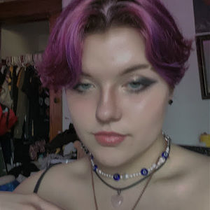 Meet your Posher, Kaleigh